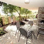 Nataly 펜션 트로기르