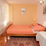 펜션 Nataly 트로기르