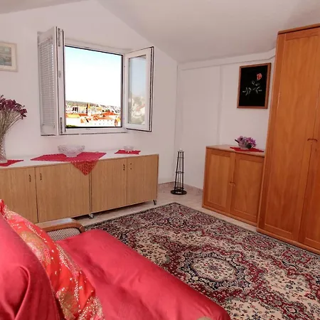 Nataly Σπίτι διακοπών Τρογκίρ