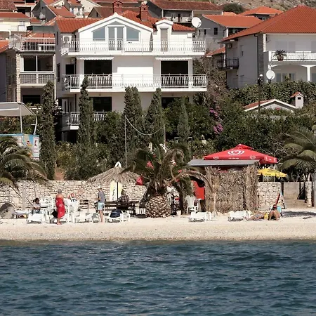Nataly Trogir