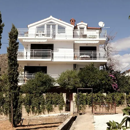 Semesterbostad Nataly Trogir